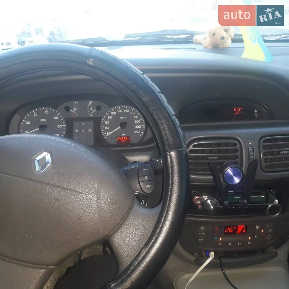 Авто сел и уехал для своих лет в отличном состоянии .возможен обмен бус миневен больше авто с моей доплатой