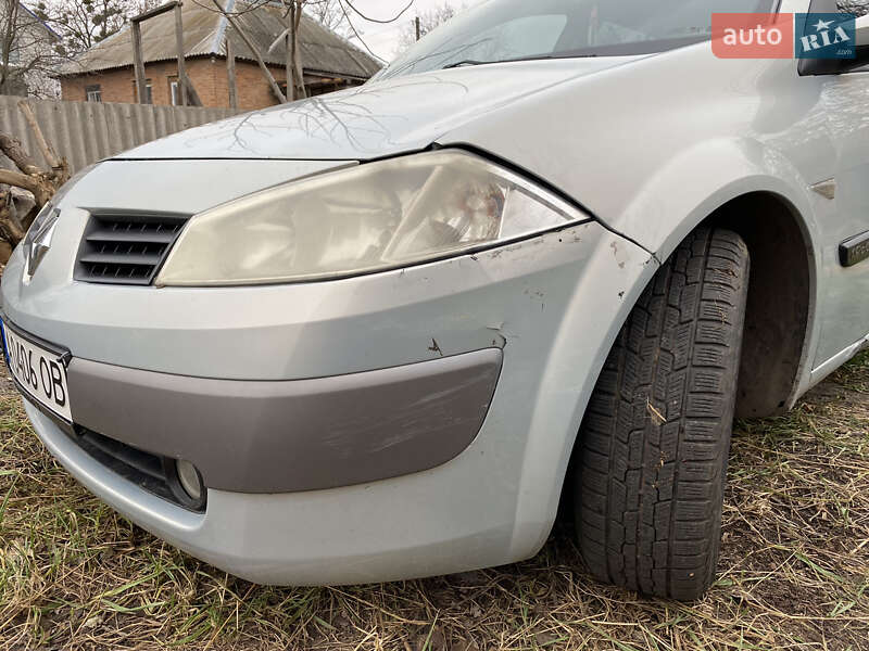 Хэтчбек Renault Megane 2003 в Городище