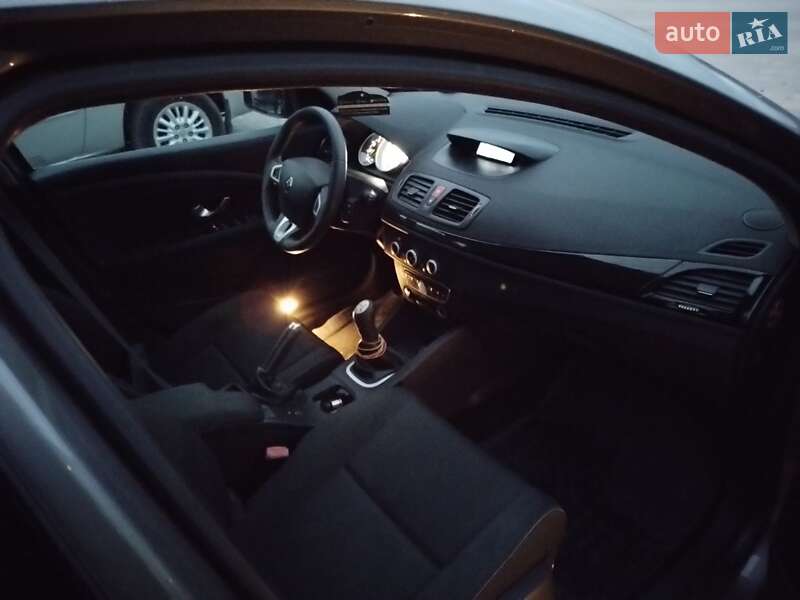 Універсал Renault Megane 2011 в Сокирянах