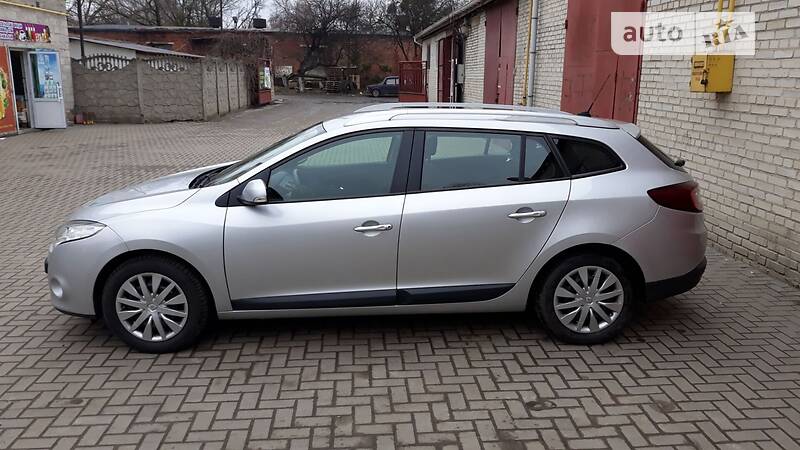 Универсал Renault Megane 2011 в Луцке