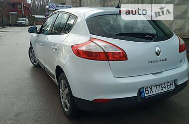 Хетчбек Renault Megane 2013 в 