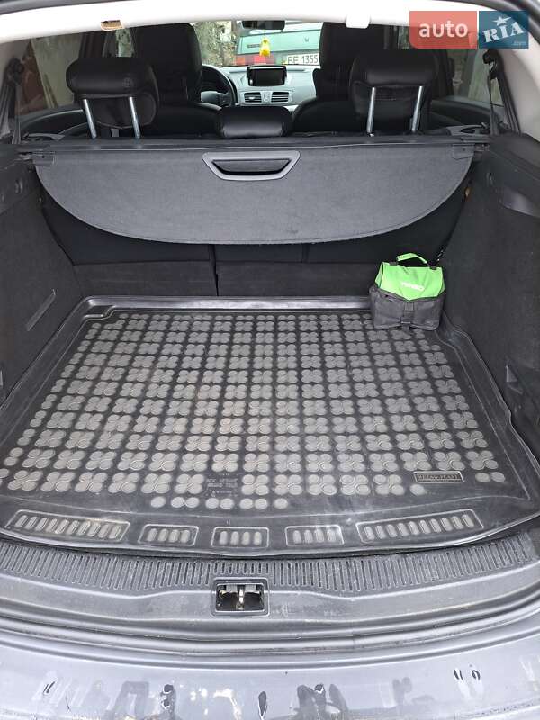 Универсал Renault Megane 2013 в Снигиревке фото 5 Универсал Renault Megane 2013 в Снигиревке