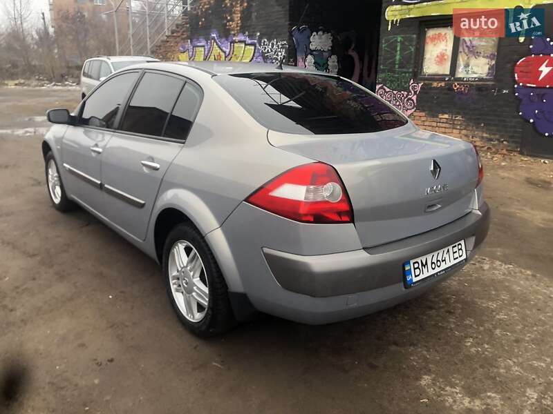 Седан Renault Megane 2004 в Ахтырке