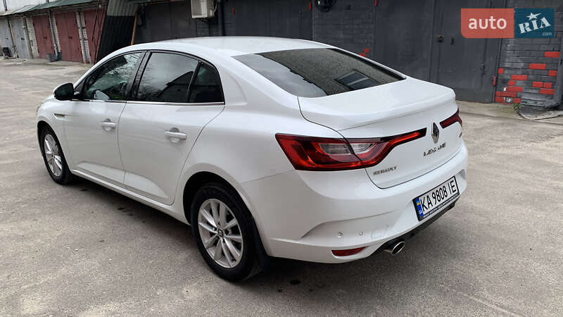 Седан Renault Megane 2016 в Києві