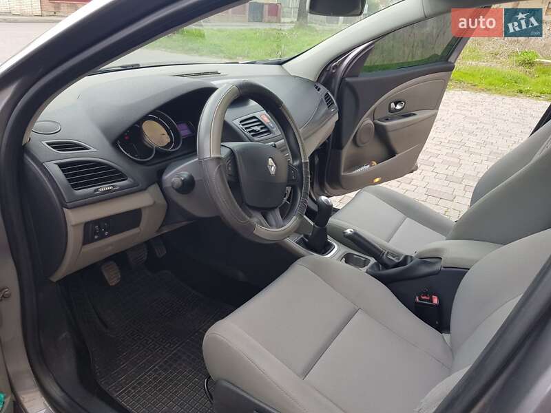 Хэтчбек Renault Megane 2009 в Ивано-Франковске