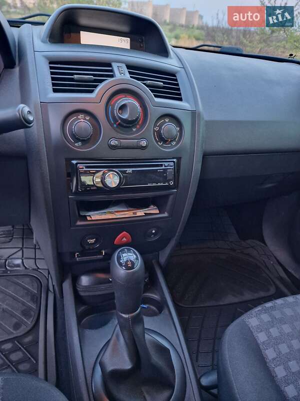 Седан Renault Megane 2008 в Кривом Роге