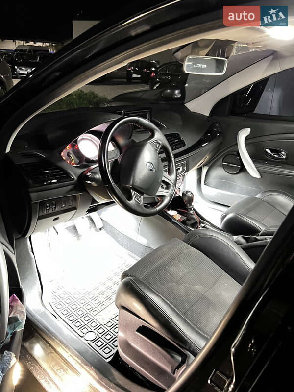 Универсал Renault Megane 2011 в Луцке