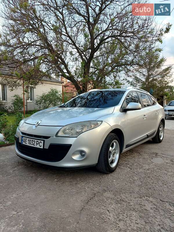 Універсал Renault Megane 2010 в Дніпрі