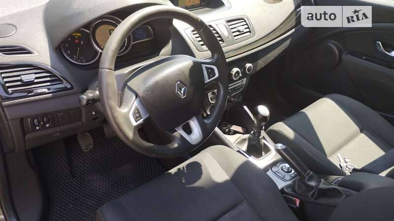 Хетчбек Renault Megane 2011 в Звенигородці