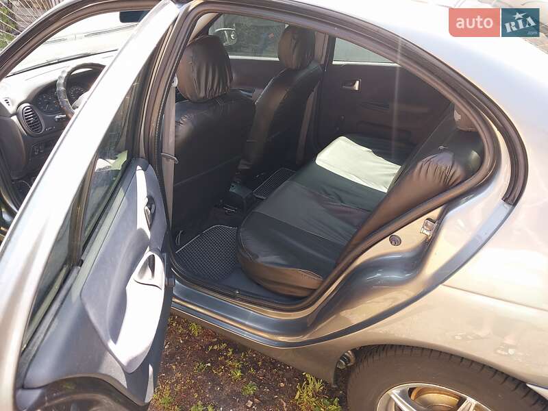 Седан Renault Megane 2003 в Шостке