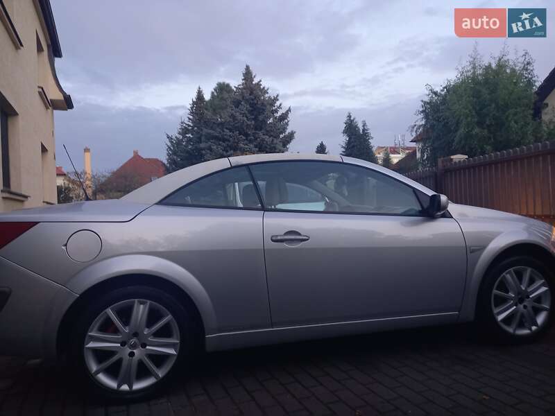 Кабріолет Renault Megane 2004 в Іршаві