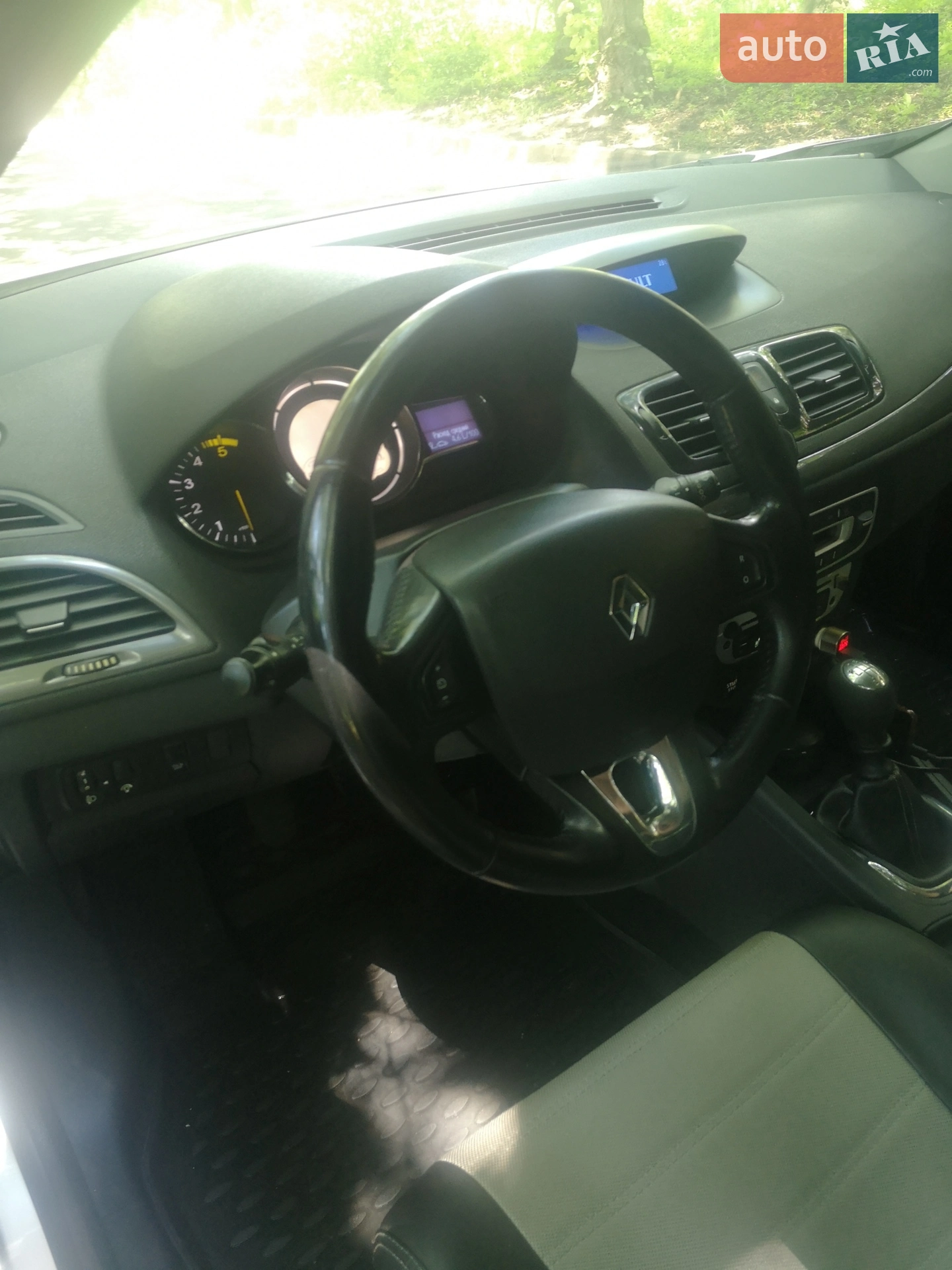 2015 Renault Megane - мініатюра 16