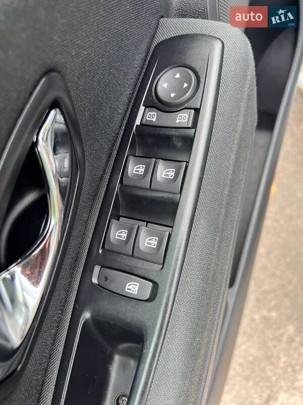 Универсал Renault Megane 2012 в Коростене фото 13 Универсал Renault Megane 2012 в Коростене