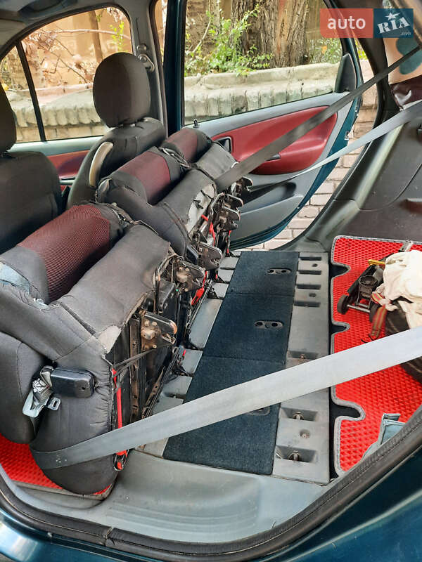 Хэтчбек Renault Megane 1997 в Запорожье фото 27 Хэтчбек Renault Megane 1997 в Запорожье