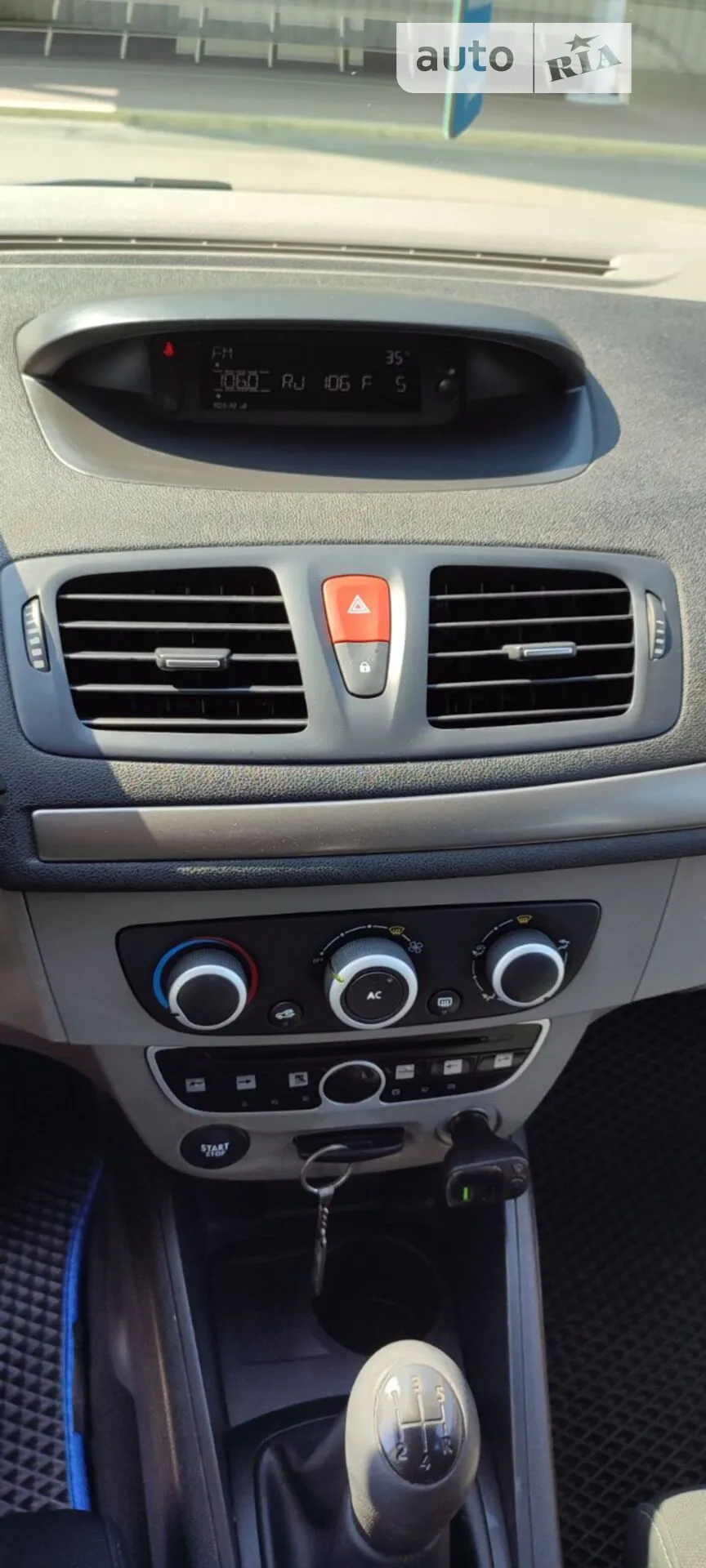 2010 Renault Megane - мініатюра 14