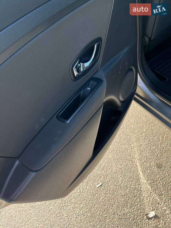 Универсал Renault Megane 2012 в Чернигове