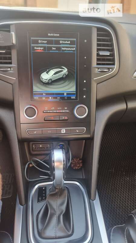 Седан Renault Megane 2018 в Киеве