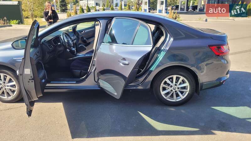 Седан Renault Megane 2017 в Києві