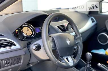 Универсал Renault Megane 2010 в 