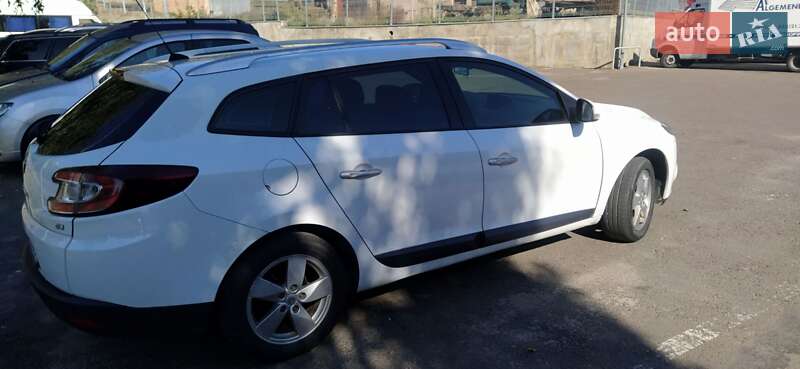 Универсал Renault Megane 2011 в Ровно фото 13 Универсал Renault Megane 2011 в Ровно