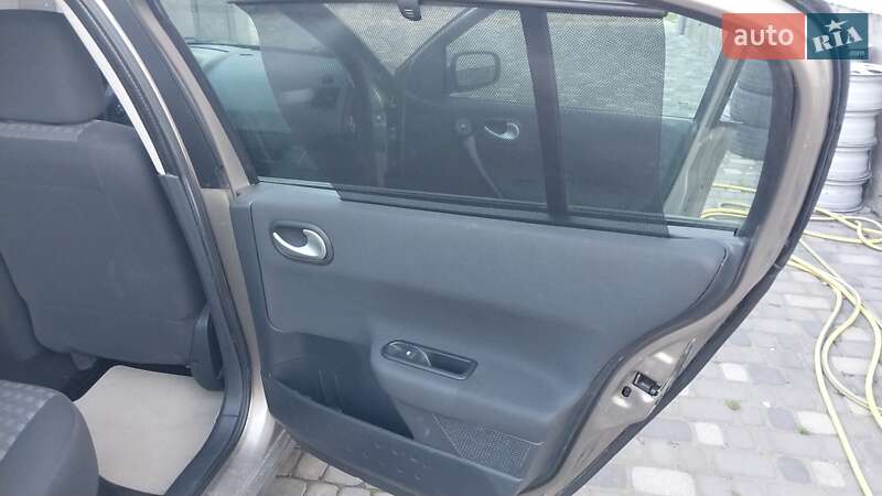 Седан Renault Megane 2008 в Ходорове