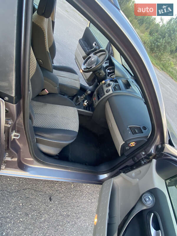 Универсал Renault Megane 2004 в Киеве