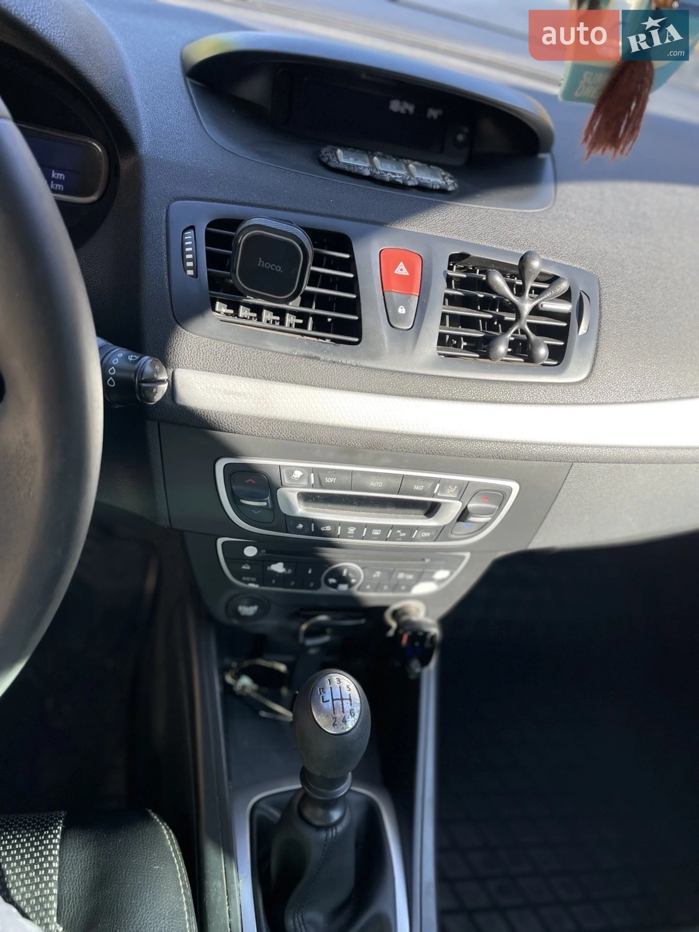 2010 Renault Megane - мініатюра 9