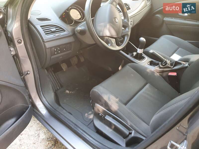 Хетчбек Renault Megane 2011 в Івано-Франківську