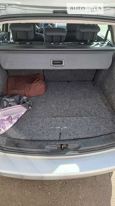 Универсал Renault Megane 2008 в Кривом Роге фото 23 Универсал Renault Megane 2008 в Кривом Роге