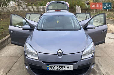 Хэтчбек Renault Megane 2008 в 