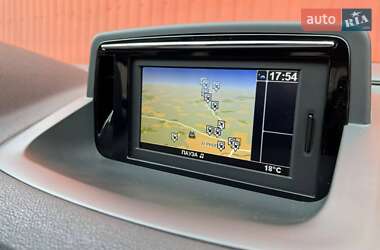 Хетчбек Renault Megane 2013 в 
