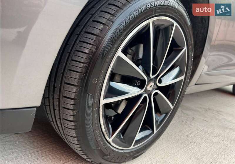 Хетчбек Renault Megane 2013 в Вишневому