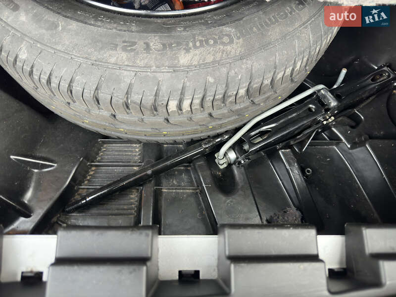 Универсал Renault Megane 2014 в Николаеве фото 80 Универсал Renault Megane 2014 в Николаеве