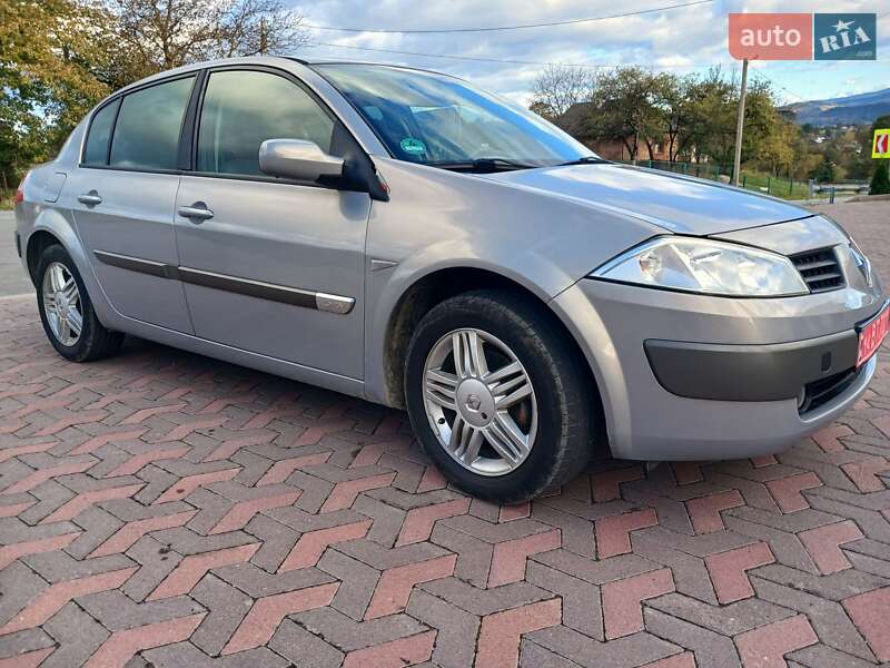Седан Renault Megane 2004 в Надворной фото 2 Седан Renault Megane 2004 в Надворной