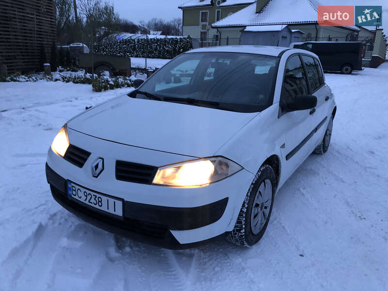 Хэтчбек Renault Megane 2003 в Золочеве