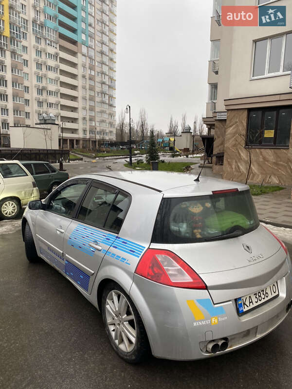 Хэтчбек Renault Megane 2006 в Киеве