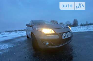 Универсал Renault Megane 2012 в Березному