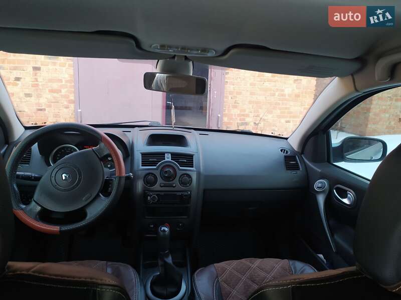 Седан Renault Megane 2006 в Белополье