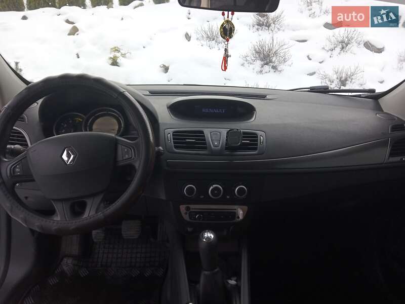 Хетчбек Renault Megane 2013 в Мостиській фото 7 Хетчбек Renault Megane 2013 в Мостиській