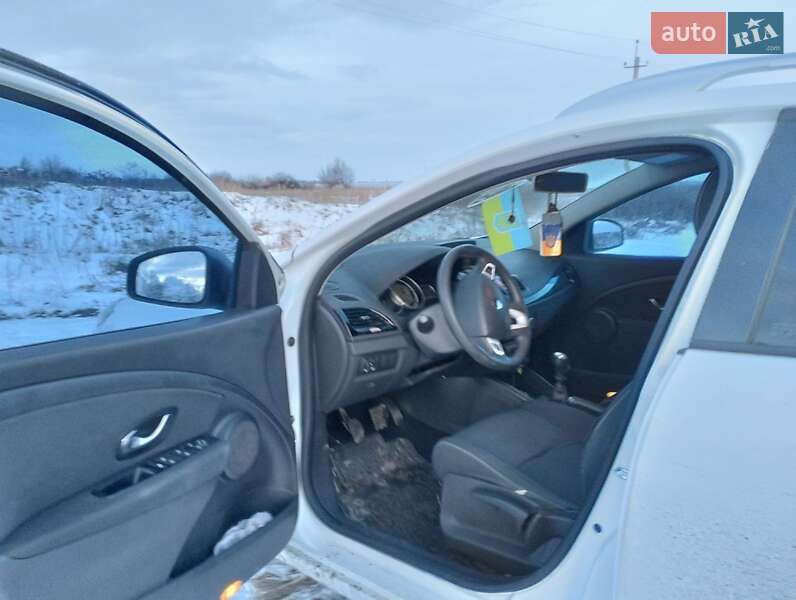 Универсал Renault Megane 2011 в Братском