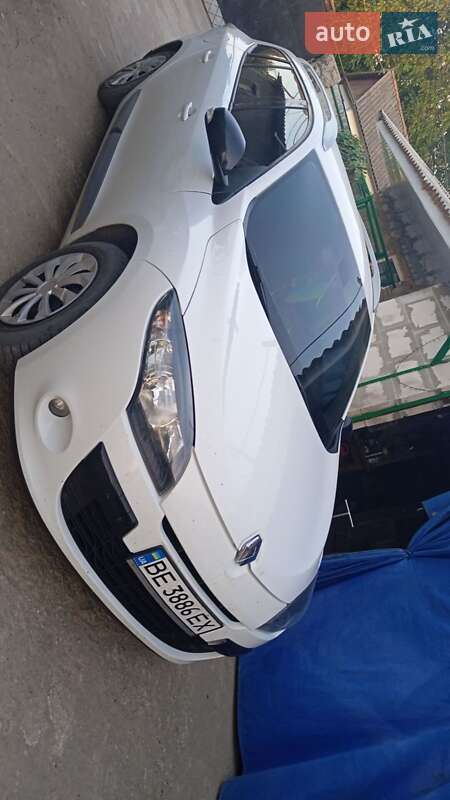 Универсал Renault Megane 2011 в Братском