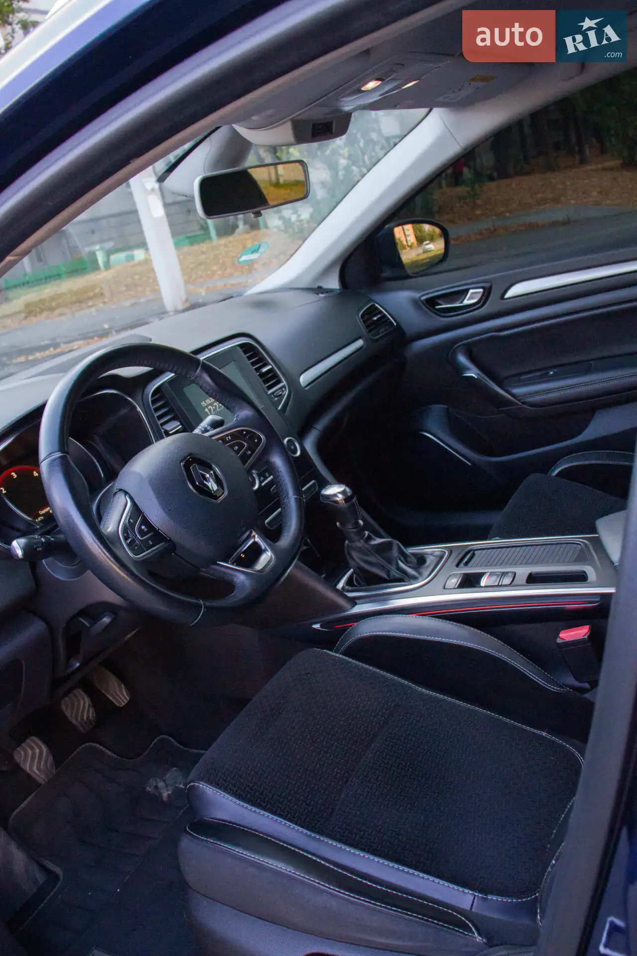 2016 Renault Megane - мініатюра 24