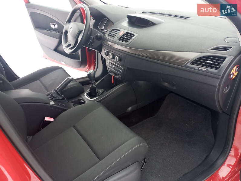 Хетчбек Renault Megane 2009 в Карлівці