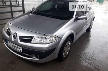 Седан Renault Megane 2008 в Теофиполе