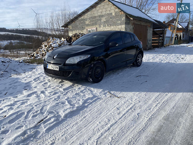 Хэтчбек Renault Megane 2012 в Старом Самборе