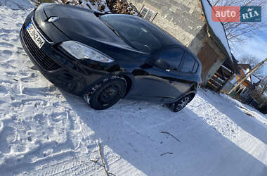 Хэтчбек Renault Megane 2012 в 