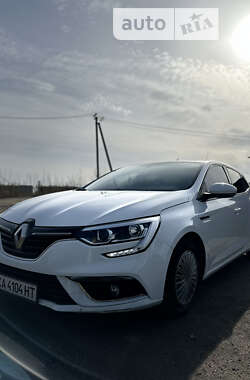 Renault Mégane IV de ocasión - AutoUncle