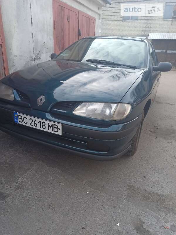 Седан Renault Megane 1998 в Львові