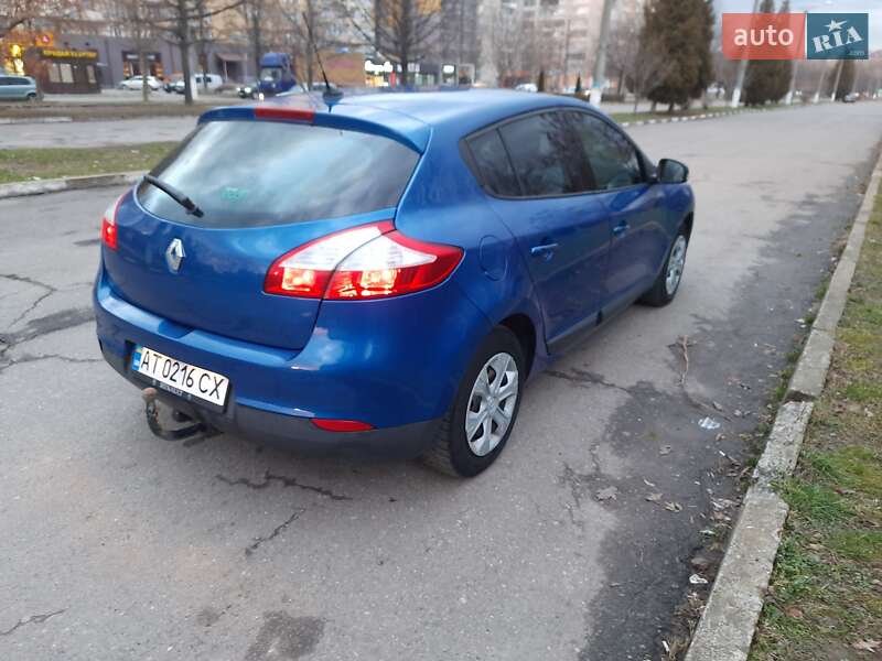 Хэтчбек Renault Megane 2011 в Калуше