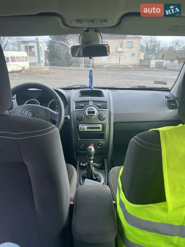 Универсал Renault Megane 2005 в Тростянце